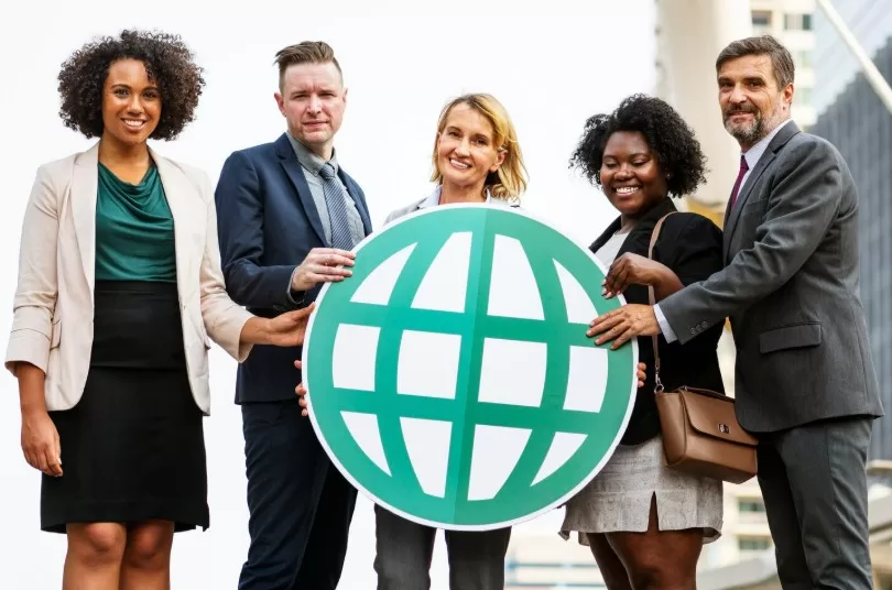 Ketentuan dan Batasan WNA Mendirikan Usaha di Indonesia