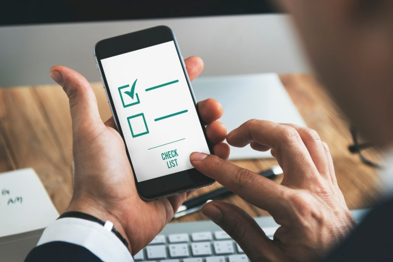 KBLI 2025 Aplikasi Booking Hotel