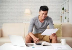 Ancaman Pidana Bagi Yang Tidak Mengizinkan Bekerja di Rumah