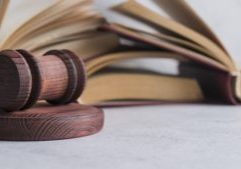 Bagaimana Status Perbuatan Hukum Atas Nama PT Yang Belum Resmi Berdiri Bagaimana Status Perbuatan Hukum Atas Nama PT Yang Belum Resmi Berdiri