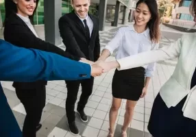 Contoh Badan Usaha di Indonesia Contoh Badan Usaha di Indonesia