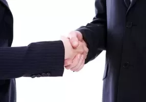 Contoh Merger dan Akuisisi