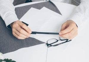 Mengajukan Permohonan Pailit