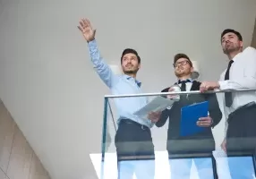 Perbedaan jabatan CEO CMO CFO komisaris direktur utama dan direksi Perbedaan jabatan CEO CMO CFO komisaris direktur utama dan direksi